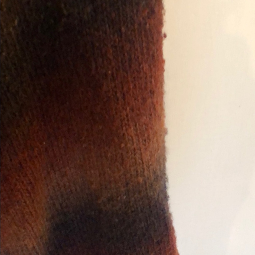 Sweater - Picture 3 of 3